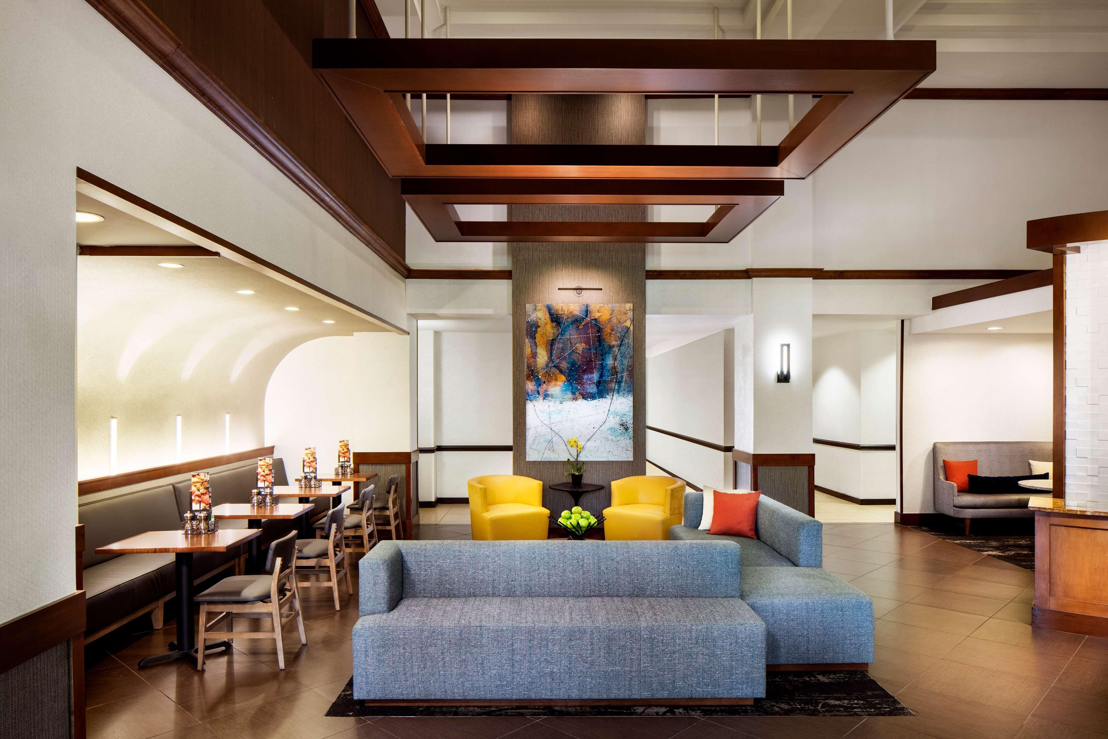 Hyatt Place Dallas Park Central Экстерьер фото